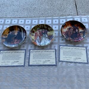 NWT Collector's Plates with Certificates of scenes from Gone With the Wind